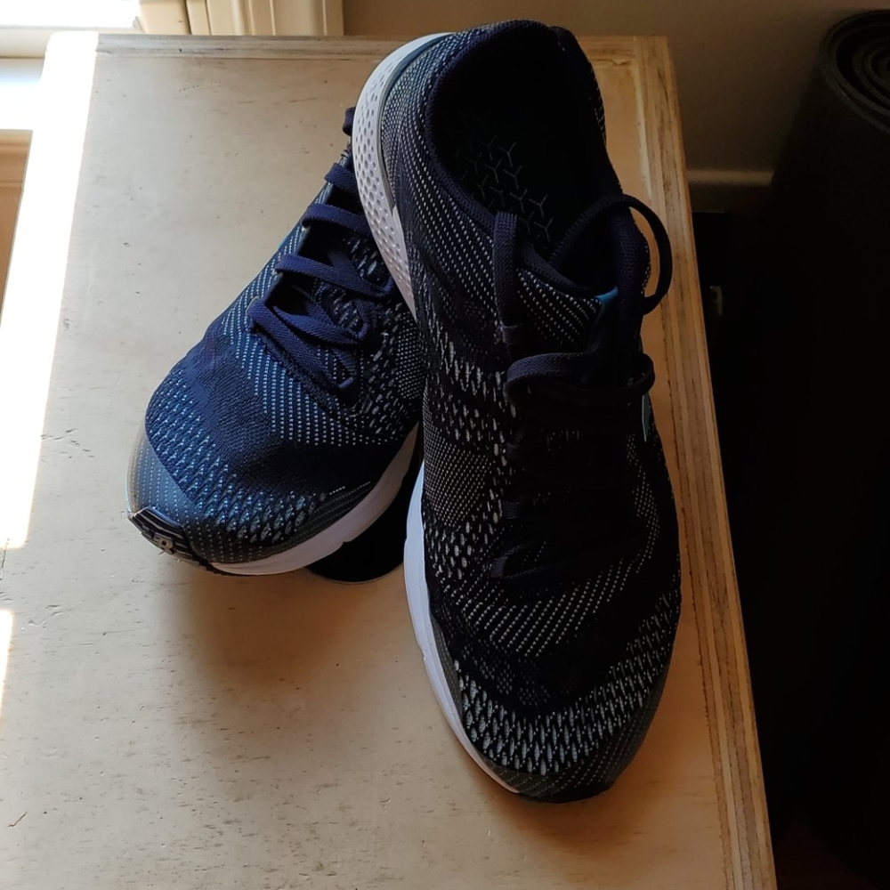 Women’s New Balance Cross Training sneakers